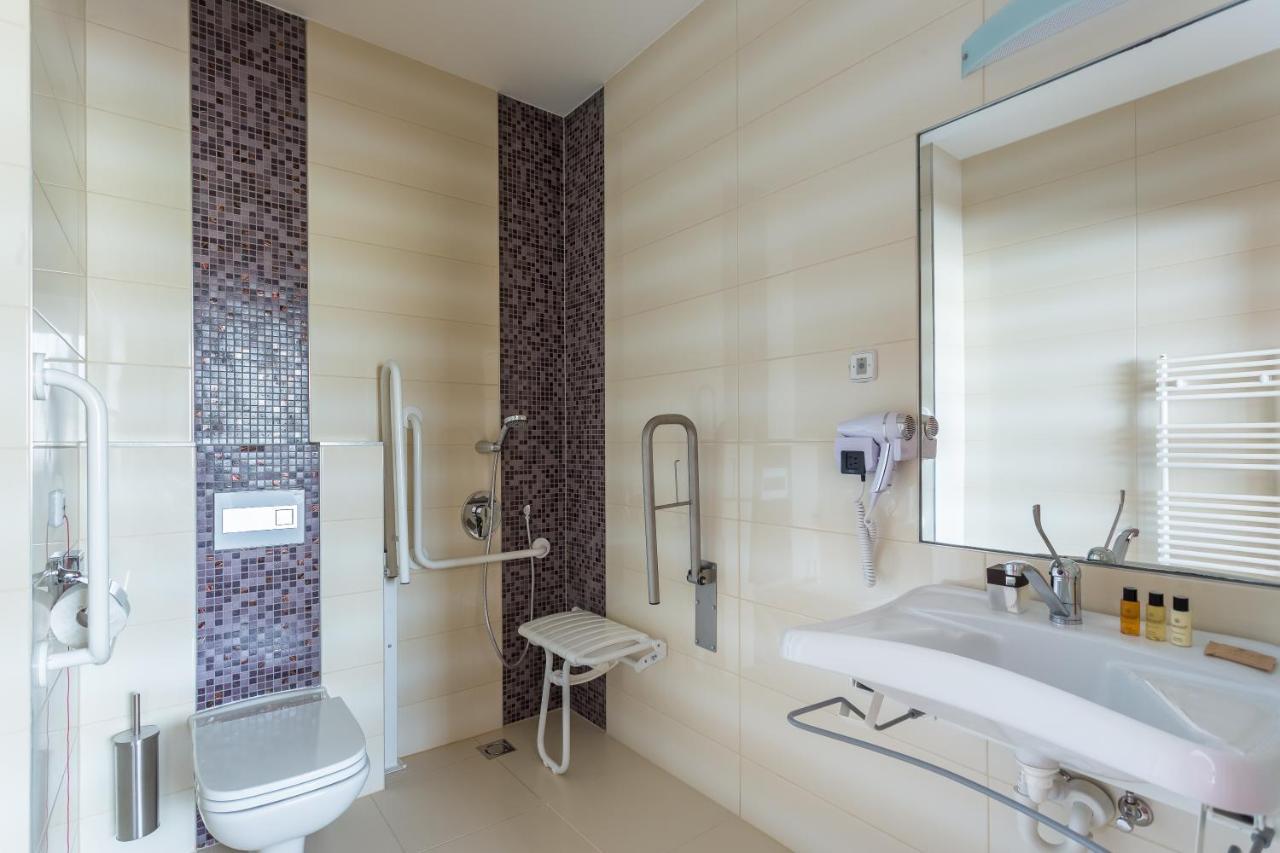 Outlet Hotel Polgar Экстерьер фото