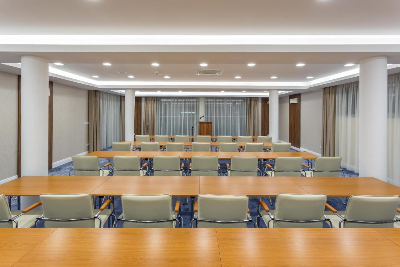 Outlet Hotel Polgar Экстерьер фото