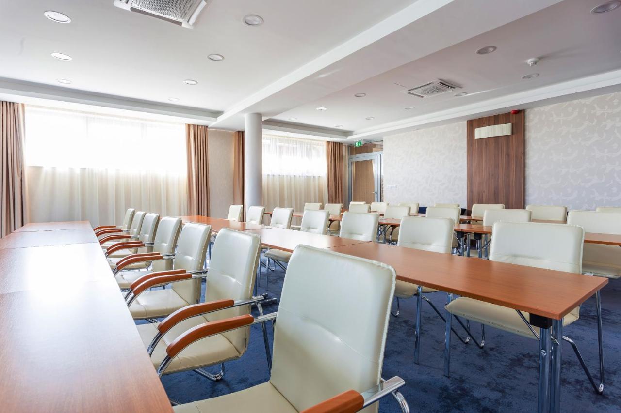 Outlet Hotel Polgar Экстерьер фото