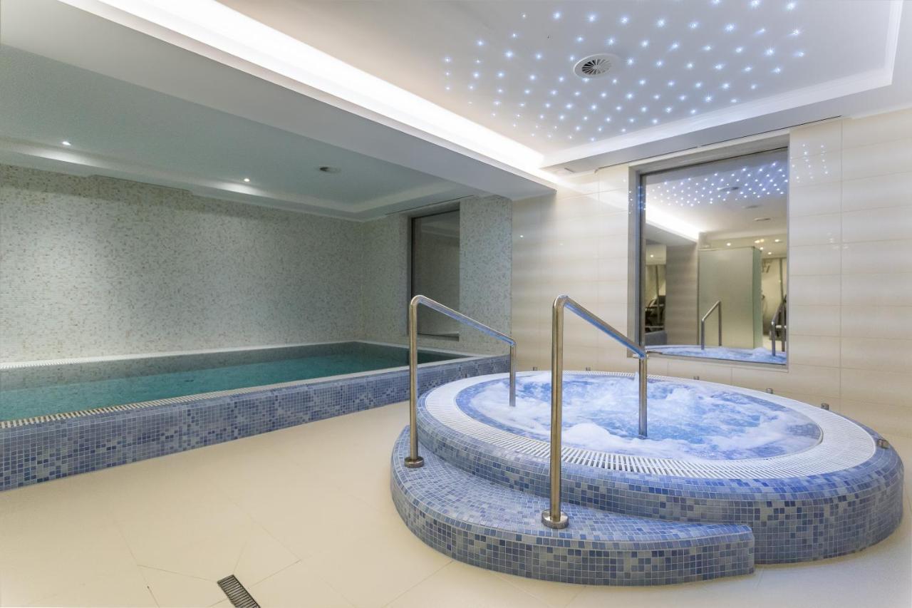 Outlet Hotel Polgar Экстерьер фото